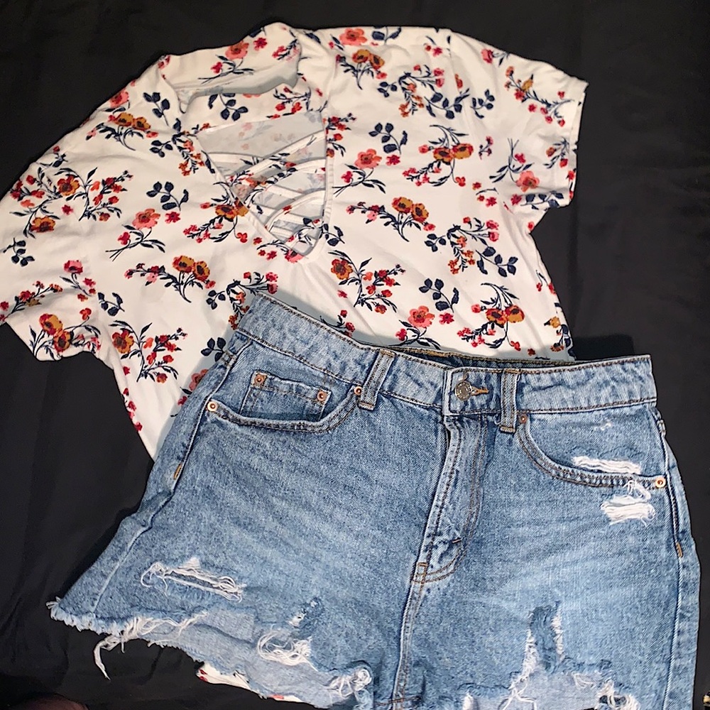 Outfit, floral top and blue denim ripped shorts